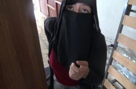 Дрочка члена на телочку