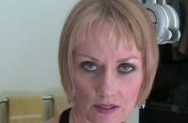 Сперма на ротан маме шлюхе