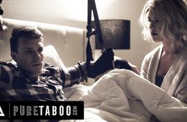 Грудастая телка круто долбится