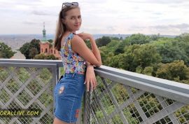 Здоровый хуй потрахал красотку