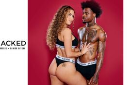 Негр круто трахнул сисястую бабу