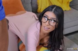 Белую маму пышку трахнул нигер