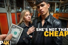 Секс за деньги с милой девкой