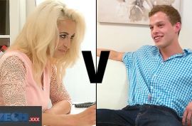 Зрелка Николь (Nicole Vice) на крепком хуе