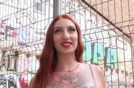 Снял телочку для отличной ебли