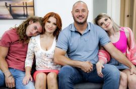 Две давалки на два больших члена