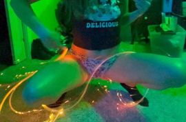 Порнушка с жаркой бабой